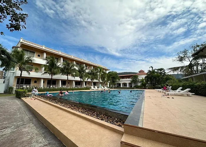 Villa Blanca Hotel & Restaurant